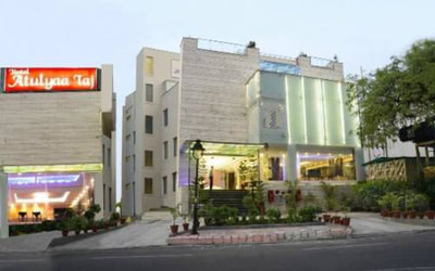 Hotel Atulya Taj