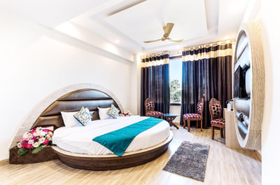 Luxury Suite Room Hotel Flemingo Chandigarh