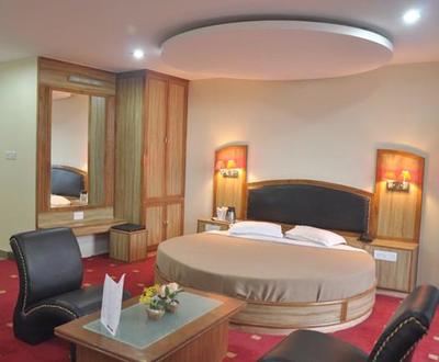 Honeymoon Suite Room in Shimla
